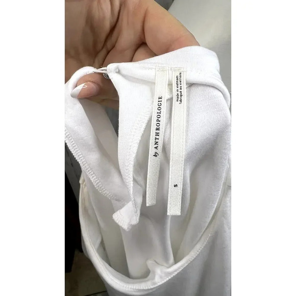 By Anthropologie Women's Small White Keyhole Back Structured Sleeveless Top - Picture 6 of 6